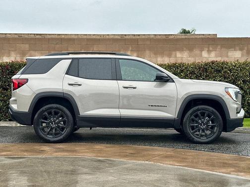 2026 GMC Terrain FWD Elevation