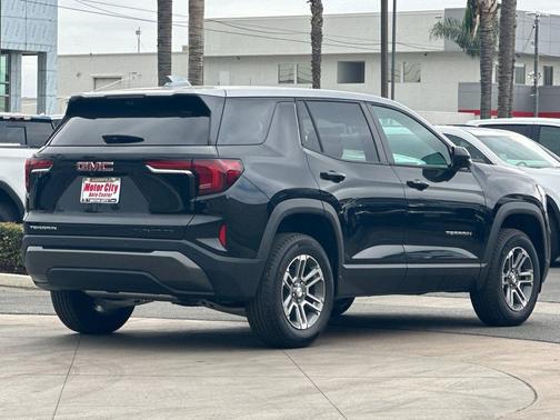 2026 GMC Terrain FWD Elevation