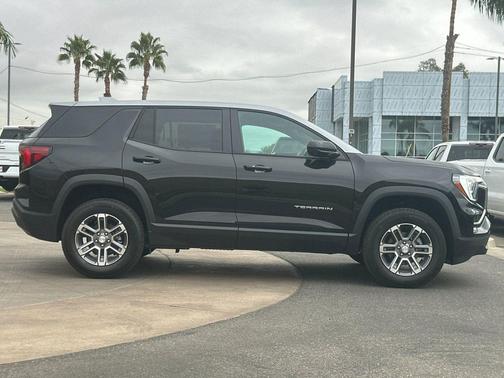 2026 GMC Terrain FWD Elevation