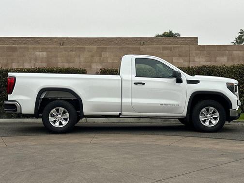 2025 GMC Sierra 1500 Pro