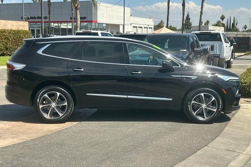 2022 Buick Enclave FWD Essence