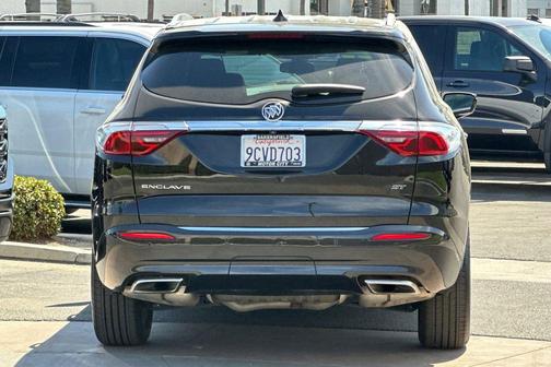 2022 Buick Enclave FWD Essence