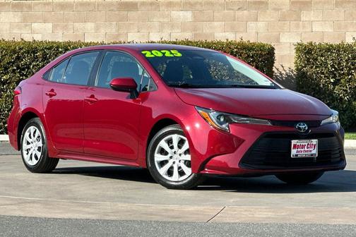 2025 Toyota Corolla LE