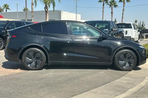 2026 Tesla Model Y Long Range Dual Motor All-Wheel Drive