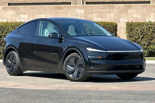 2026 Tesla Model Y Long Range Dual Motor All-Wheel Drive