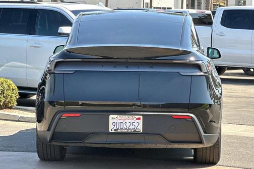 2026 Tesla Model Y Long Range Dual Motor All-Wheel Drive