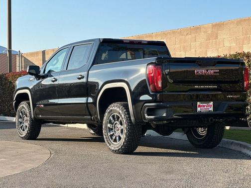 2026 GMC Sierra 1500 AT4X
