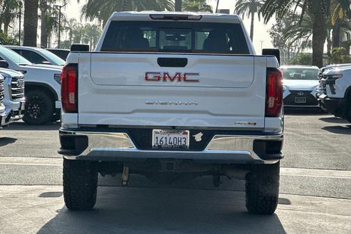 2021 GMC Sierra 2500 SLT