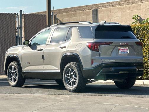 2026 GMC Terrain AWD AT4