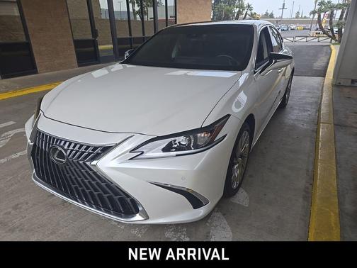 2023 Lexus ES 350 Luxury