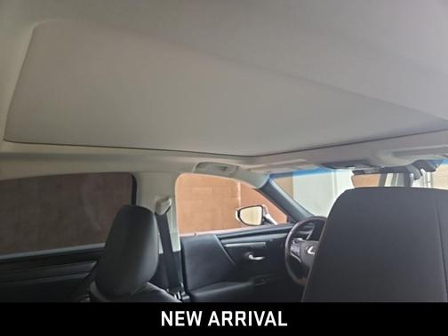 2023 Lexus ES 350 Luxury