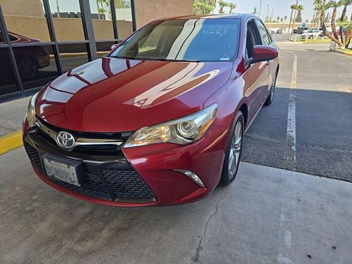 2016 Toyota Camry SE