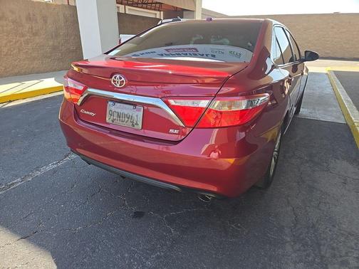 2016 Toyota Camry SE