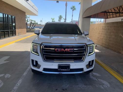 2022 GMC Yukon XL SLT
