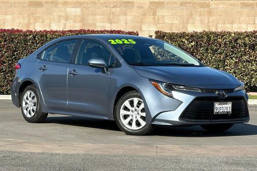 2025 Toyota Corolla LE