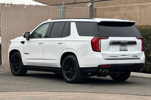 2023 GMC Yukon 4WD AT4