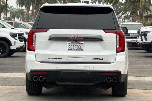 2023 GMC Yukon 4WD AT4
