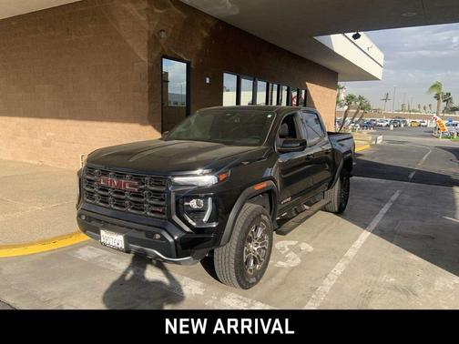 2023 GMC Canyon AT4