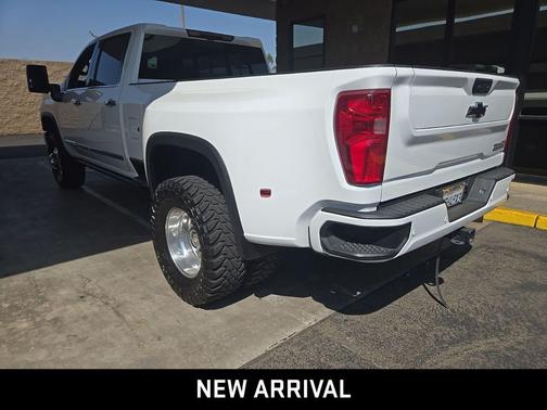2024 Chevrolet Silverado 3500 High Country