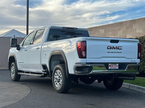 2025 GMC Sierra 2500 SLE