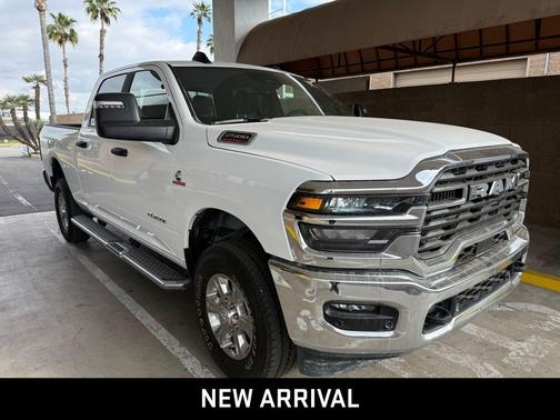 2025 RAM 2500 Big Horn Crew Cab 4x4 6'4' Box