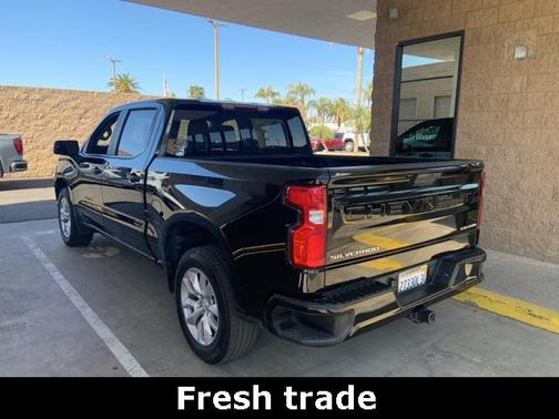 2022 Chevrolet Silverado 1500 Custom