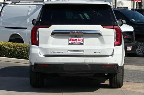 2023 GMC Yukon SLT