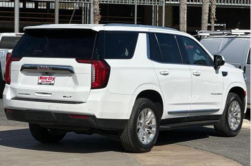 2023 GMC Yukon SLT