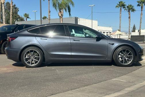 2023 Tesla Model 3 Standard Range