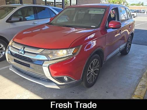 2016 Mitsubishi Outlander SE