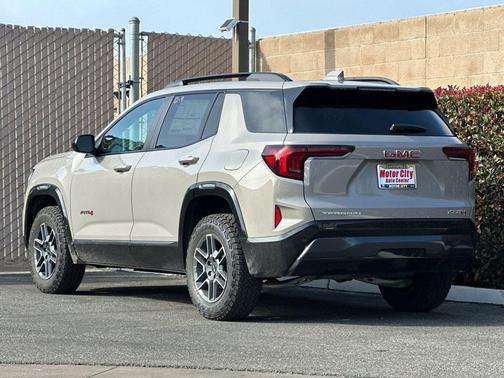 2026 GMC Terrain AWD AT4