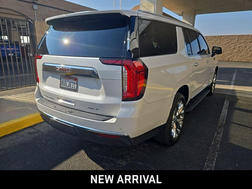 2021 GMC Yukon XL SLT
