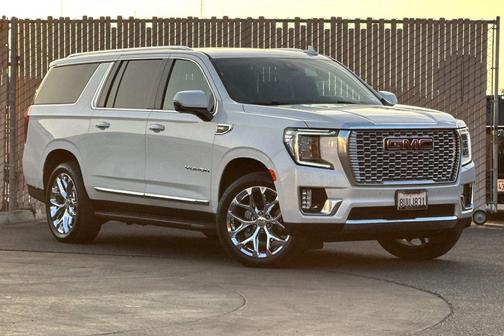2021 GMC Yukon XL SLT