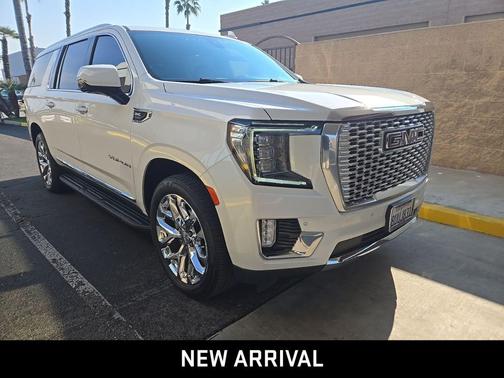 2021 GMC Yukon XL SLT