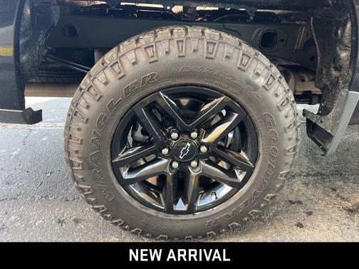 2022 Chevrolet Silverado 1500 Custom Trail Boss