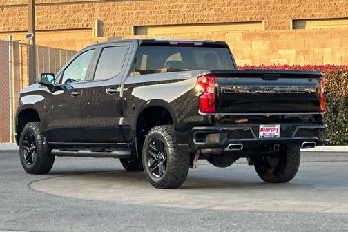 2022 Chevrolet Silverado 1500 Custom Trail Boss