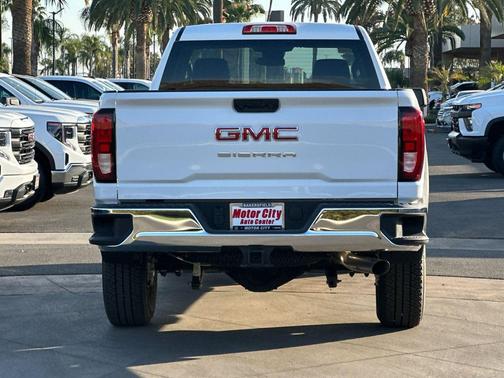 2025 GMC Sierra 2500 Pro