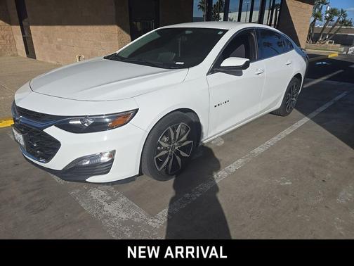 2023 Chevrolet Malibu FWD RS