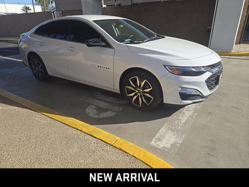 2023 Chevrolet Malibu FWD RS