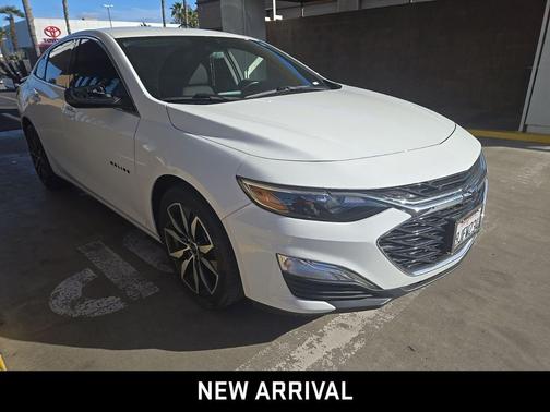 2023 Chevrolet Malibu FWD RS