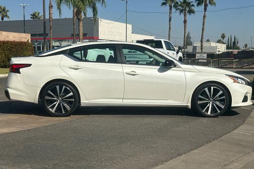 2019 Nissan Altima 2.5 SR