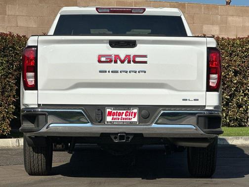 2026 GMC Sierra 1500 SLE