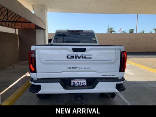 2025 GMC Sierra 2500 Denali Ultimate