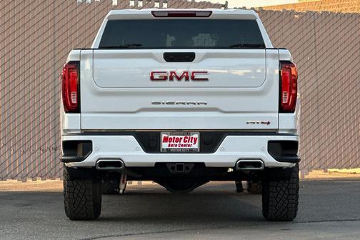 2025 GMC Sierra 1500 AT4
