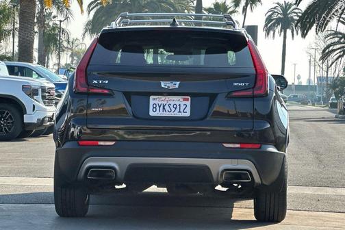 2020 Cadillac XT4 Premium Luxury