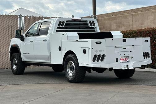 2025 GMC Sierra 3500 Denali