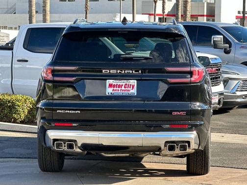 2026 GMC Acadia Denali
