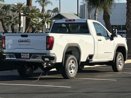 2025 GMC Sierra 2500 Pro