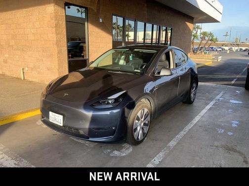 2023 Tesla Model Y Long Range Dual Motor All-Wheel Drive