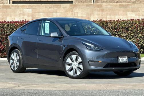 2023 Tesla Model Y Long Range Dual Motor All-Wheel Drive